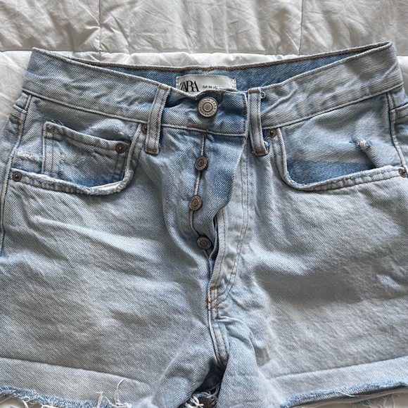 Zara Faded Blue Jean Shorts - Picture 1 of 3